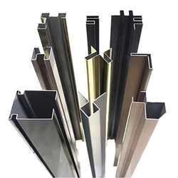 ​Customized molding